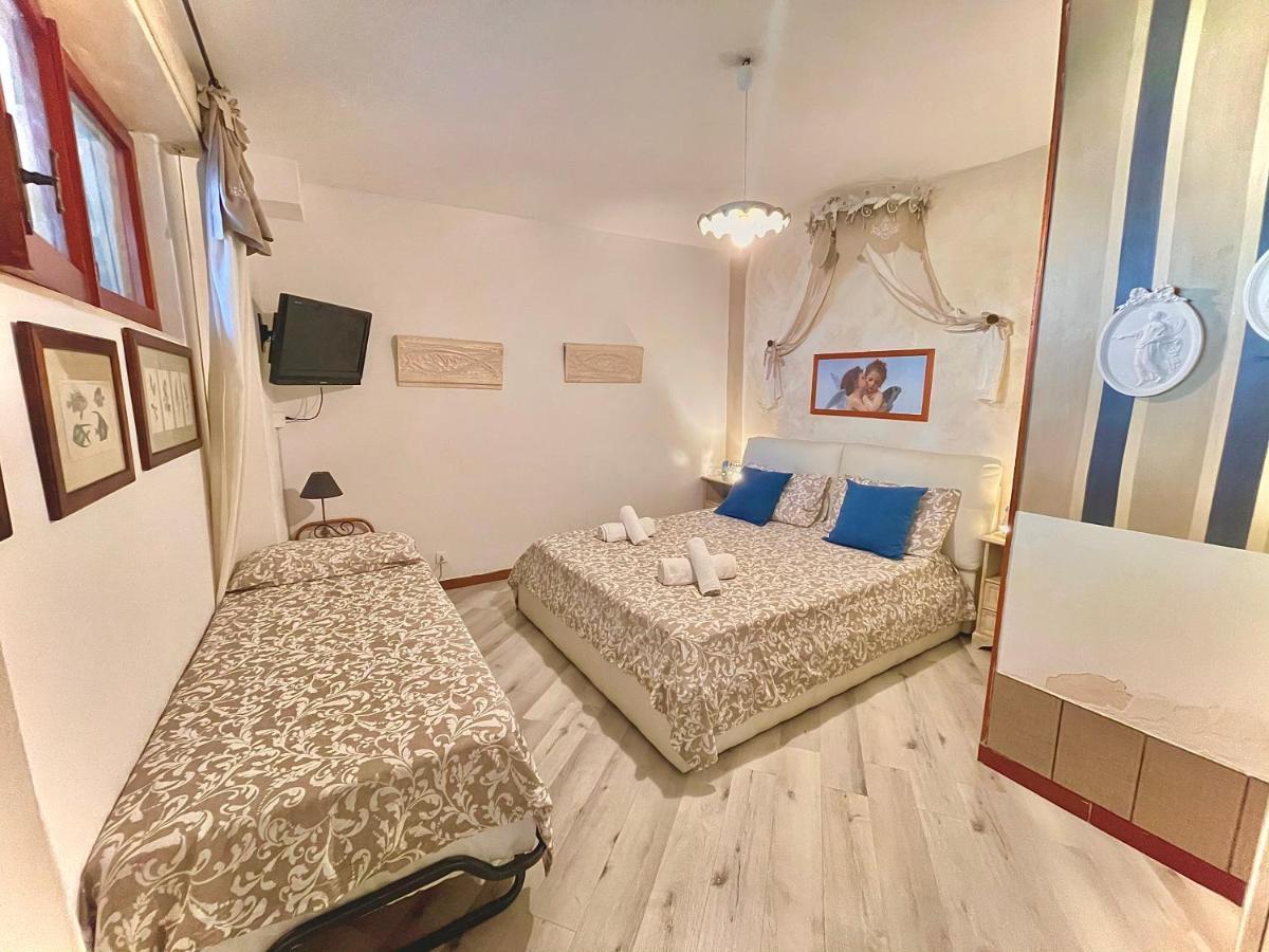 Bed and Breakfast Un Ospite A Fontania Гаета Екстер'єр фото