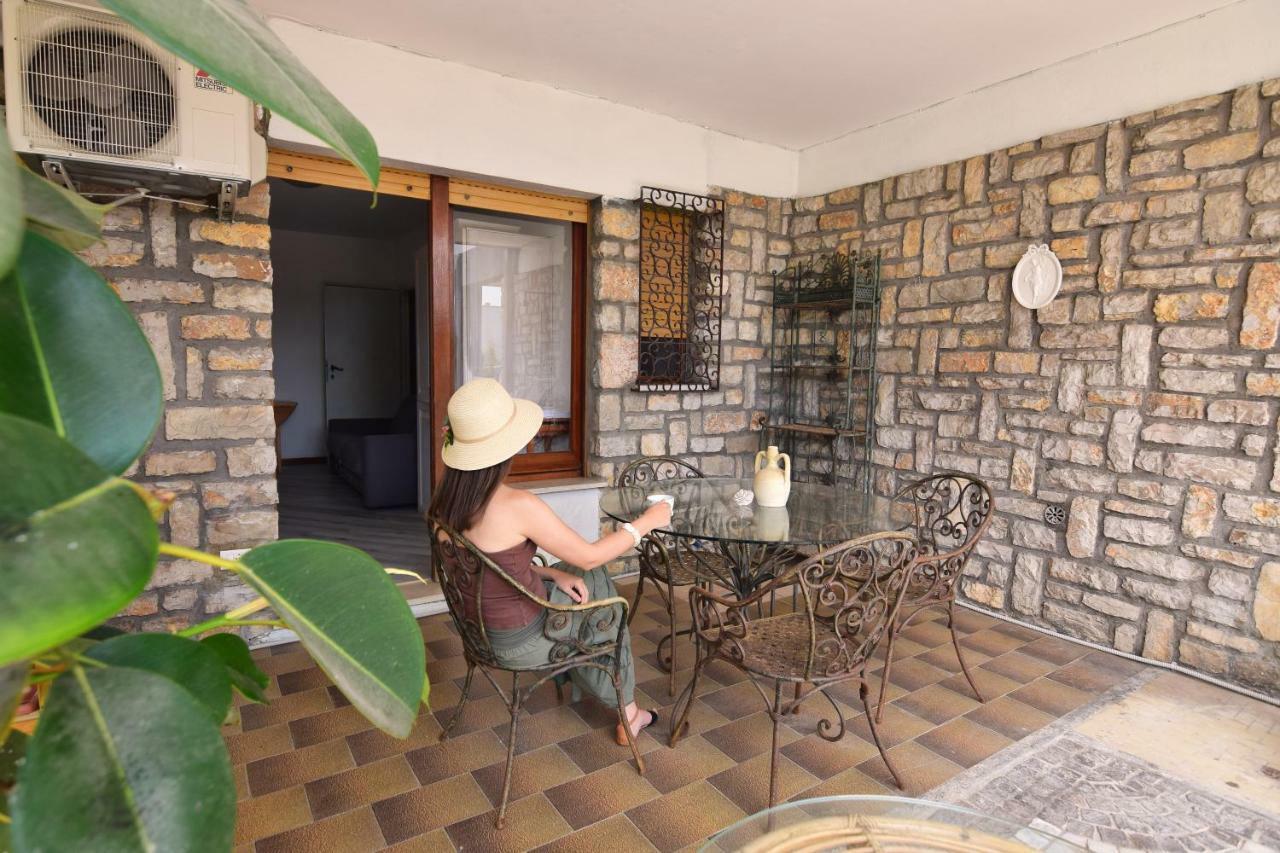 Bed and Breakfast Un Ospite A Fontania Гаета Екстер'єр фото