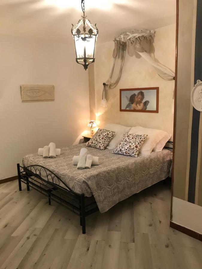 Bed and Breakfast Un Ospite A Fontania Гаета Екстер'єр фото